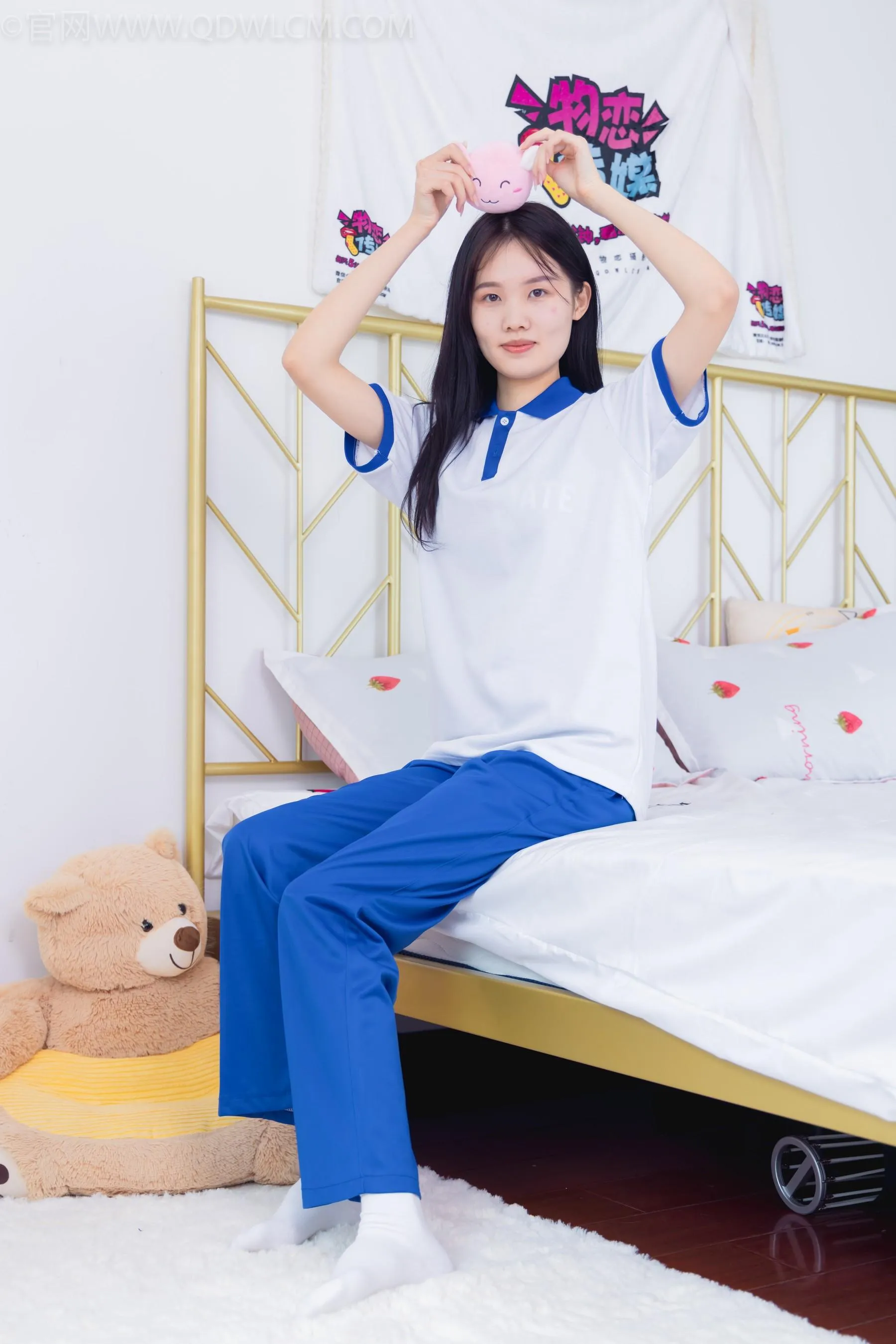 物恋传媒 NO.1515 颜颜-校园时的她 [151P]插图9
